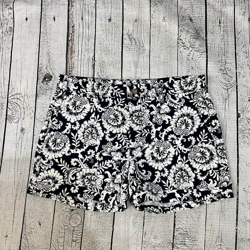 Khakis By GAP Girlfriend Shorts